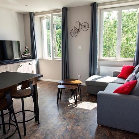 La Batisse L'Arbre Beige Leilighet Le Petit-Abergement Eksteriør bilde